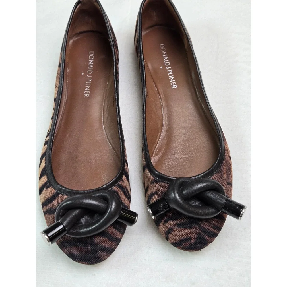 Donald J Pliner Tiger Print Ballet Flats Leather‎ Knot Detail Brown Black 6.5